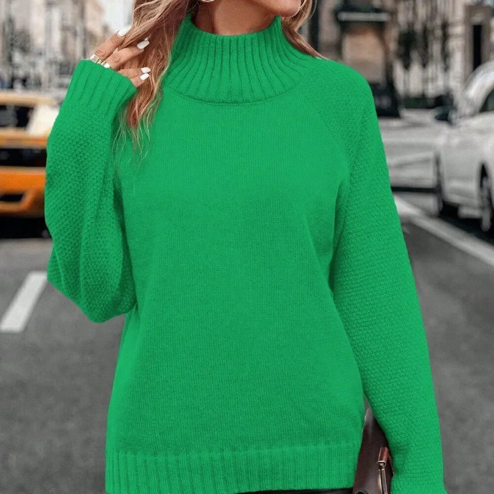 Green Casual Women's Turtleneck Pullover Sweater with Raglan Sleeve